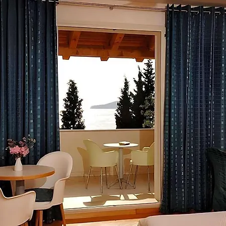 Plat Resort Mlini