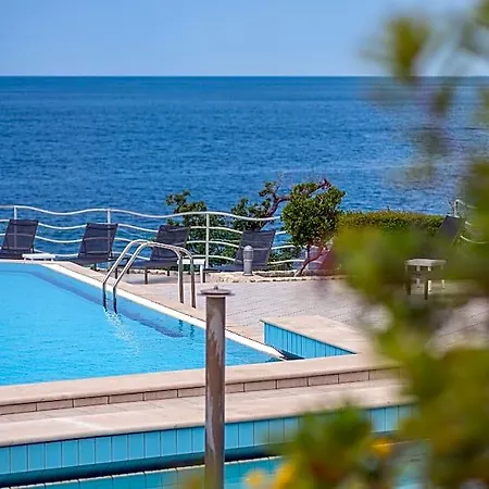 Plat Resort